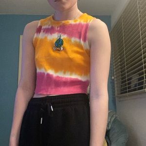 Medium Pink and Orange Tank Top with Earth Design from Zumiez